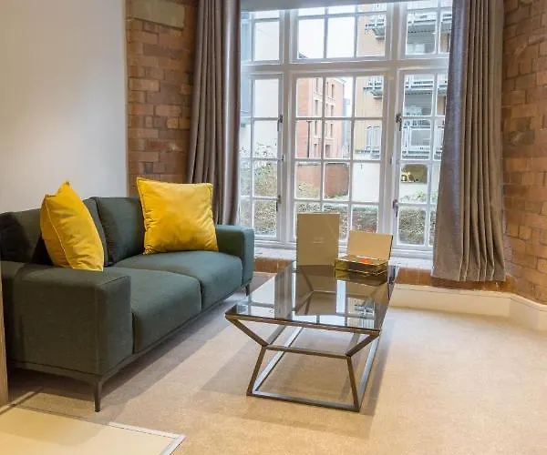 Appartement Riverside Close To Centre