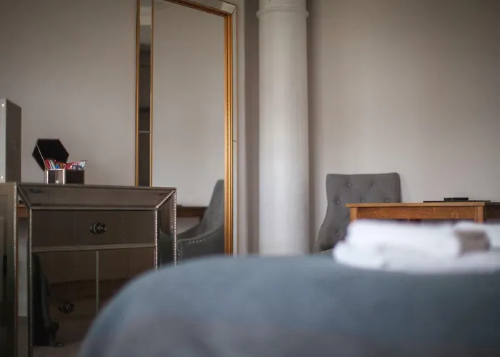 Apartment Riverside Close To Centre York