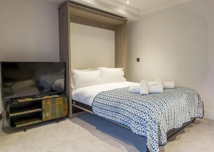 Apartment Riverside Close To Centre York