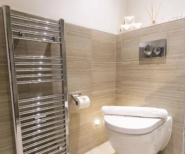 Apartment Riverside Close To Centre *