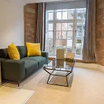 Daire Riverside Close To Centre